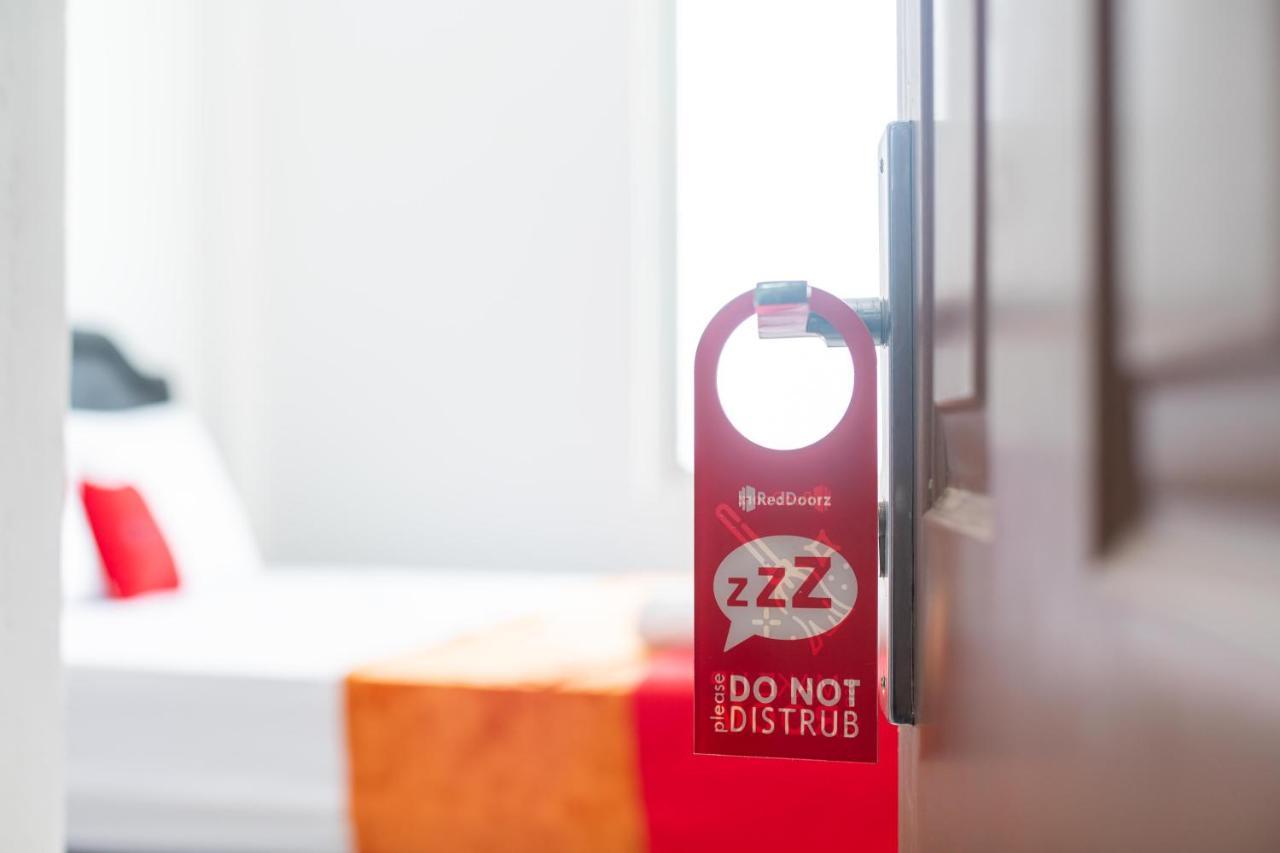 Reddoorz @ Aralia Harapan Indah Hotel Pulokendal Exterior photo